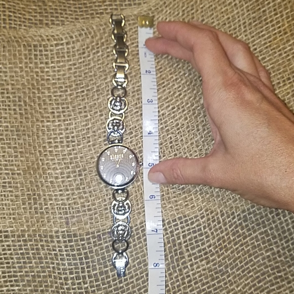 Designer Watch - Picture 10 of 11